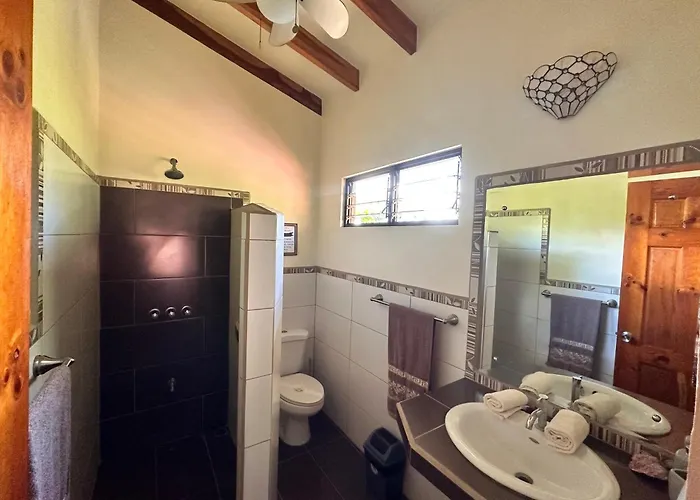 Hotel The Inner Light Yoga *