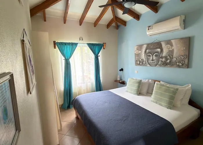 Hotel The Inner Light Yoga *